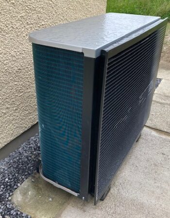 Daikine Air Soure Heat Pump installed in Carmarthen by Solar Save Renewables.